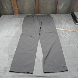 Duluth Trading Pants Mens 36x32 Gray Flexpedition Cargo Light Relaxed Rain Wind